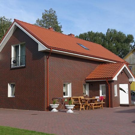 Namas Almadojus Villa Dreverna Buitenkant foto