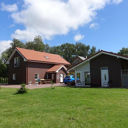 Sodyba Almadojus Dreverna Buitenkant foto